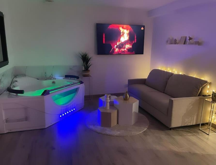 Love Room - Cocon Room - Toulon - Ollioules Exteriör bild