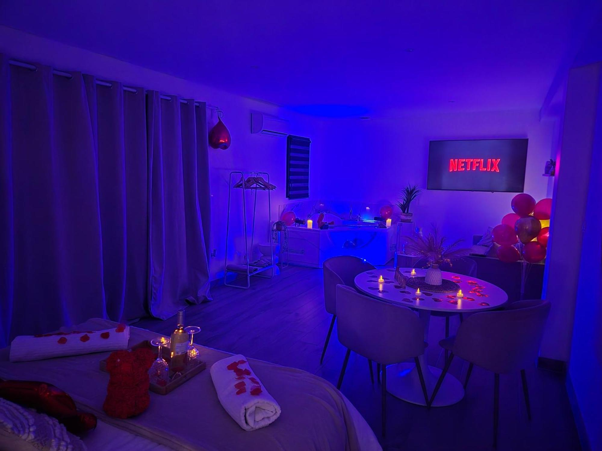 Love Room - Cocon Room - Toulon - Ollioules Exteriör bild
