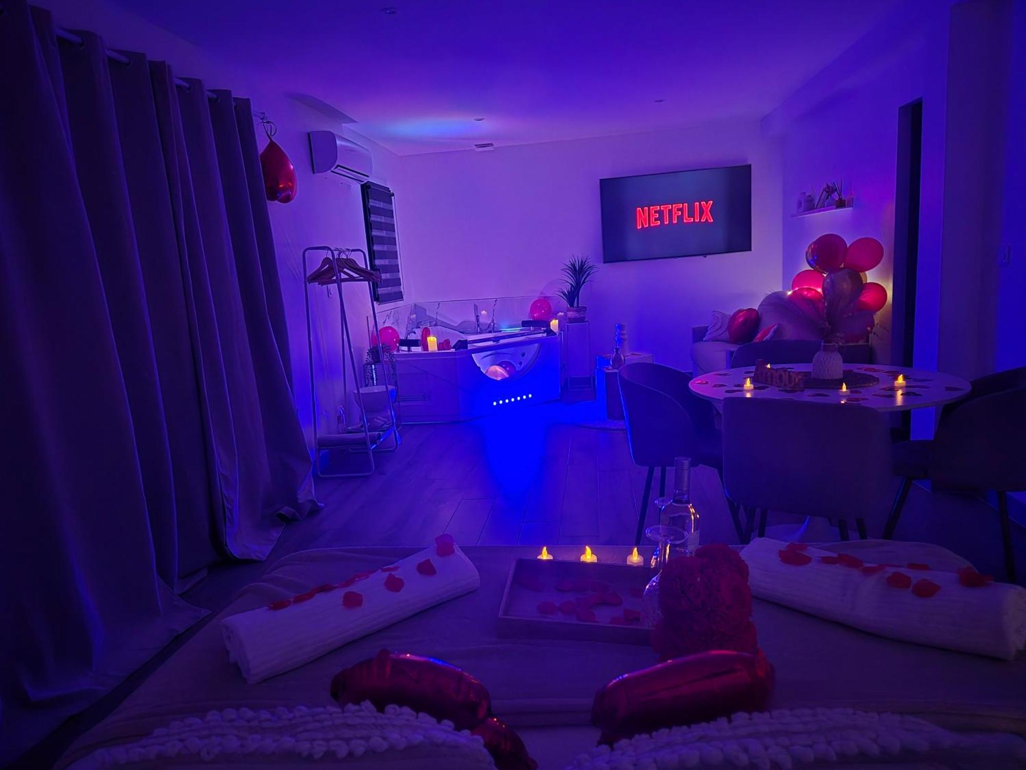 Love Room - Cocon Room - Toulon - Ollioules Exteriör bild